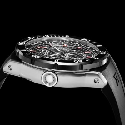 CHRONOGRAPH